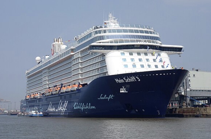 Mein Schiff 3 Cruise Ship